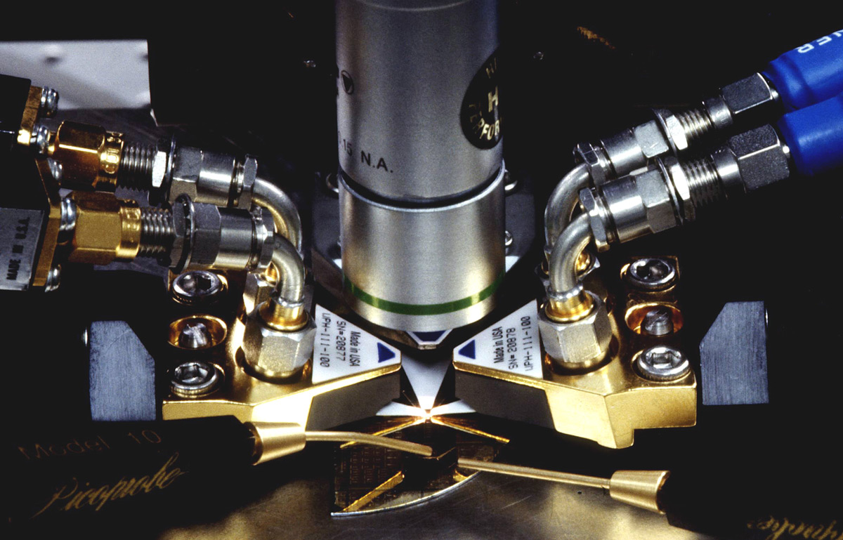 High frequency probing of passive stuctures